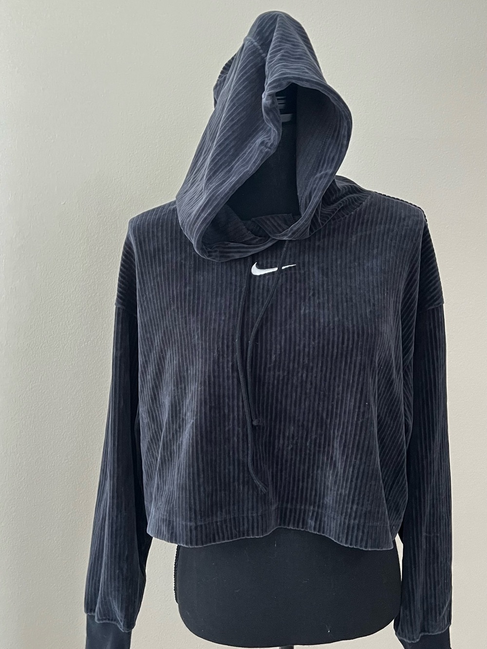 Nike Black Ribbed Cropped Hoodie with White Swoosh